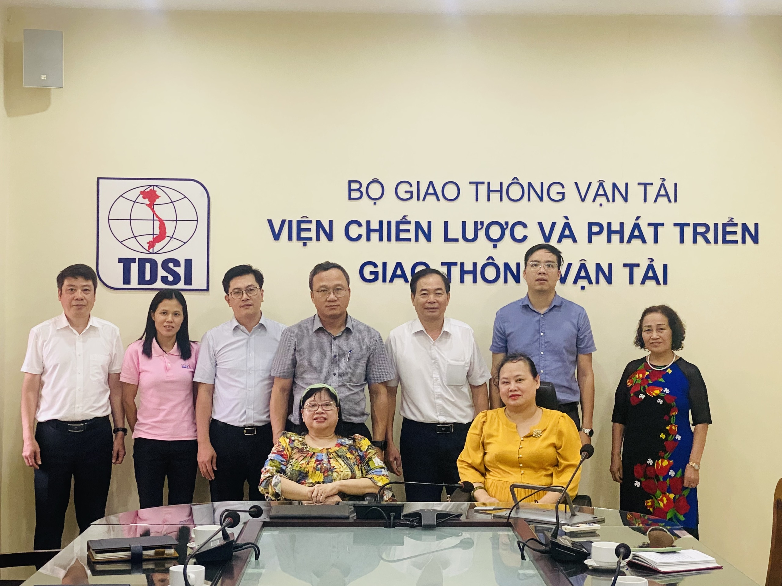 Viện Chiến lược và Phát triển Giao thông vận tải làm việc với Liên hiệp Hội về người khuyết tật Việt Nam