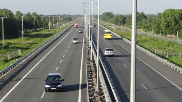 Chính phủ triển khai Nghị quyết của Quốc hội về một số dự án đường giao thông trọng điểm
