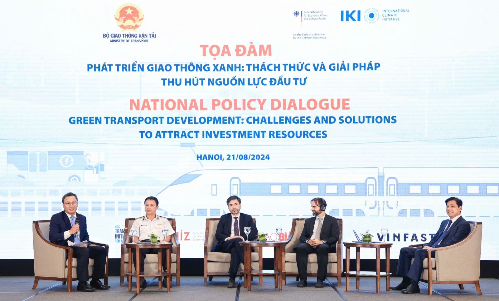 Bộ GTVT tổ chức Tọa đàm "Phát triển giao thông xanh: Thách thức và Giải pháp thu hút nguồn lực đầu tư