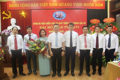 Lễ kết nạp đảng viên mới cho đoàn viên Nguyễn Như Minh